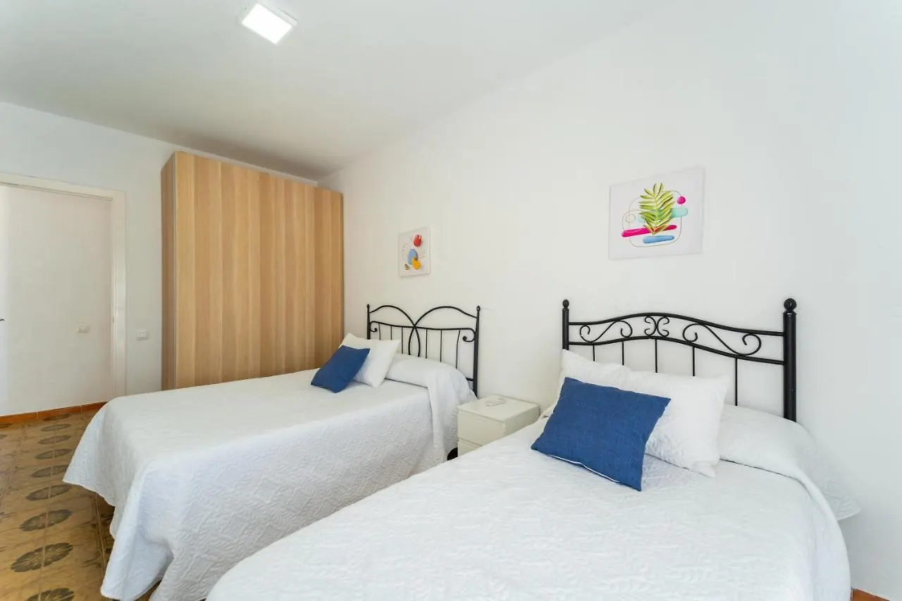 公寓 巴尔巴特Apartamento Estudio Acuario Frente Mar公寓